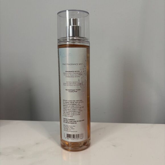 Bath And Body Works Snowy Peach Berry Fragrance Body Mist 8oz NEW - Picture 2 of 3